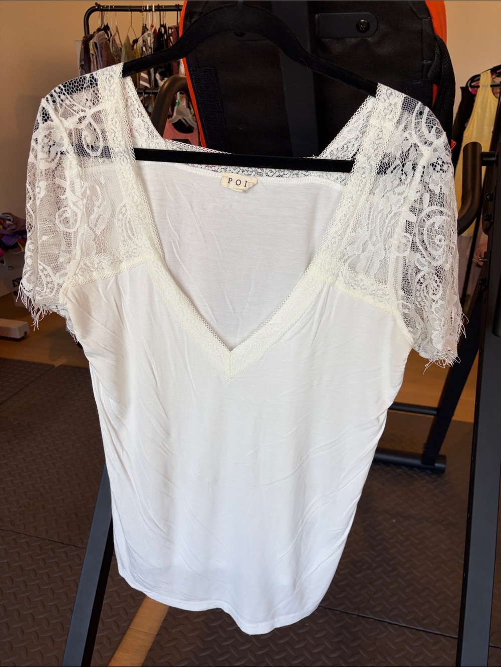 POL White V-Neck Lace Sleeve Camisole